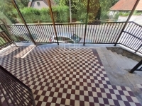 Pécel Üzlethelyiség