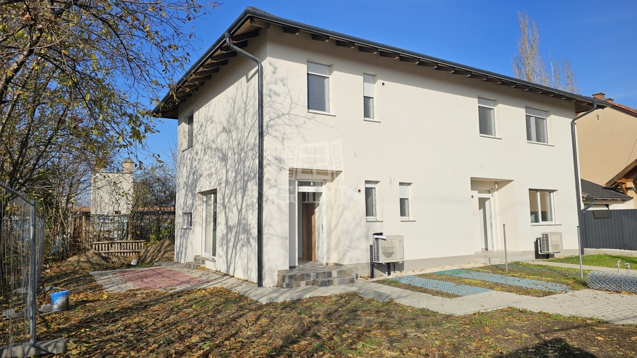 For sale Érd Semidetached house